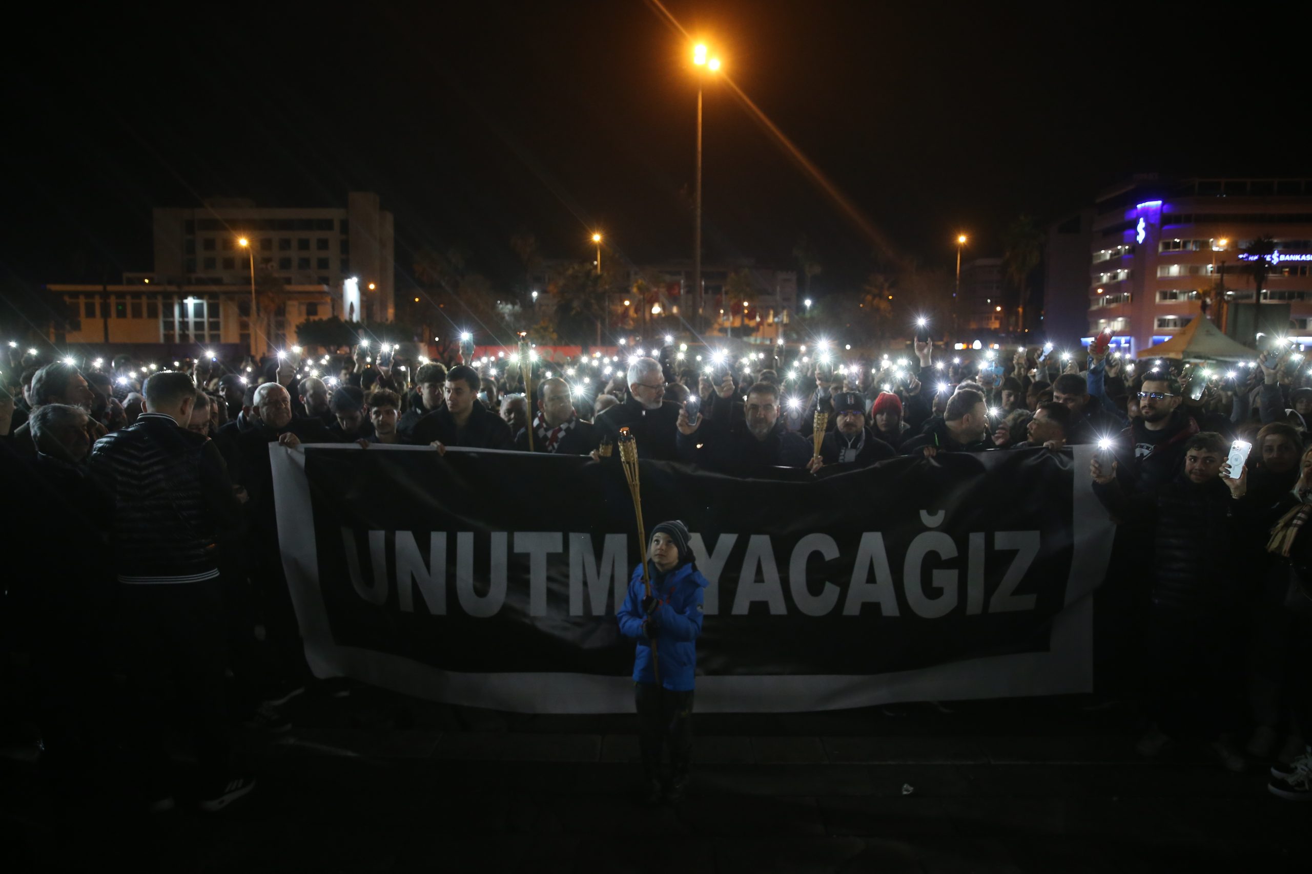 Adalet Peşinde Aileleri Platformu: Kahramanmaraş Valiliği 6 Şubat depremi anmasını iptal etti