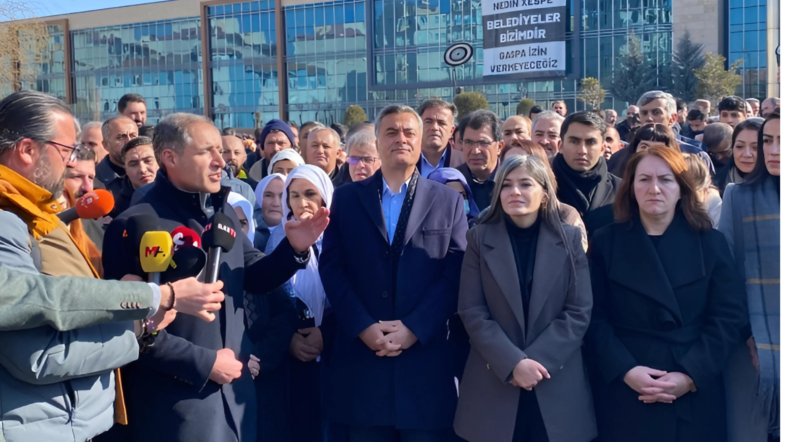 Hakkında 3 yıl 9 ay ceza verilen Zeydan: Adalet yok, hukuk ve anayasa yok