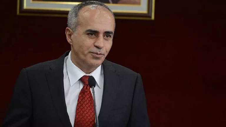 Gazeteci Ahmet Sever hayatını kaybetti