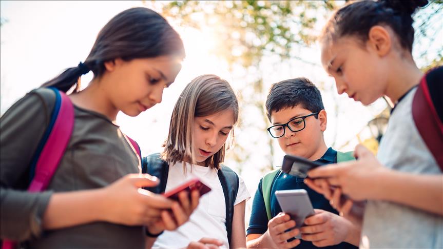 Okullarda telefon yasağı notlara etki ediyor mu?