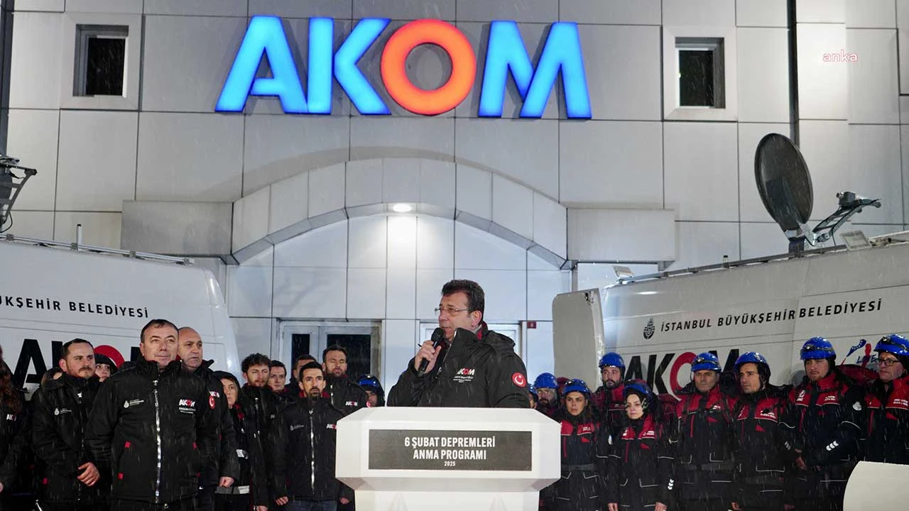 İmamoğlu AKOM’da anmaya katıldı: Yasalar ranta kalkan olarak kullanıldı