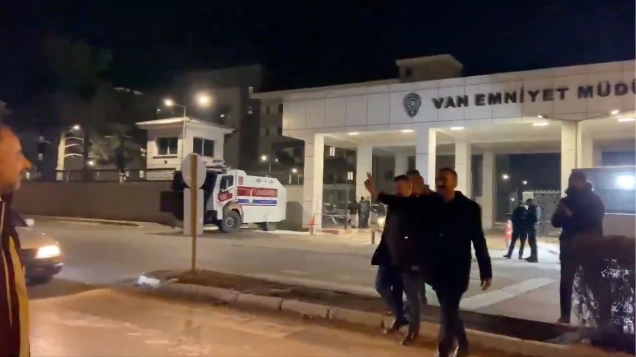 Diyarbakır Büyükşehir Belediyesi Eşbaşkanı Doğan Hatun serbest bırakıldı