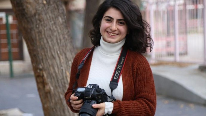 Gazeteci Öznur Değer tutuklandı