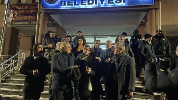 19 barodan kayyım tepkisi: Yetkilileri sorumlu davranmaya çağırıyoruz