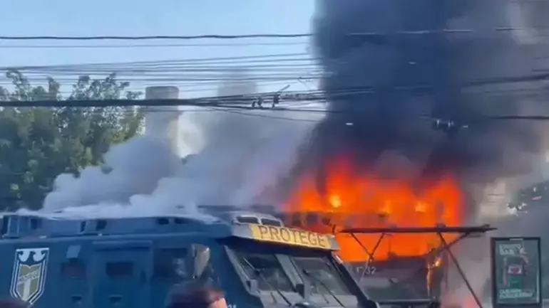 Sao Paulo’da küçük uçak caddede düştü: İki ölü