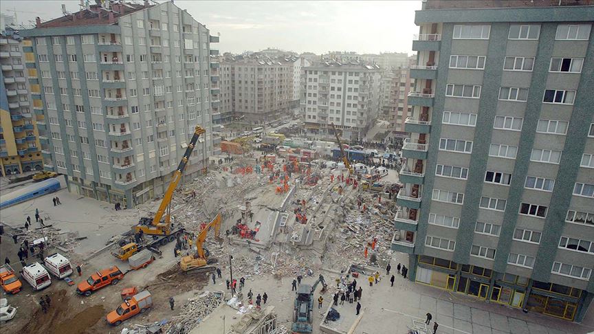 Zümrüt Apartmanı davasında müteahhitlere 17 yıl 14 ay 20 gün hapis cezası