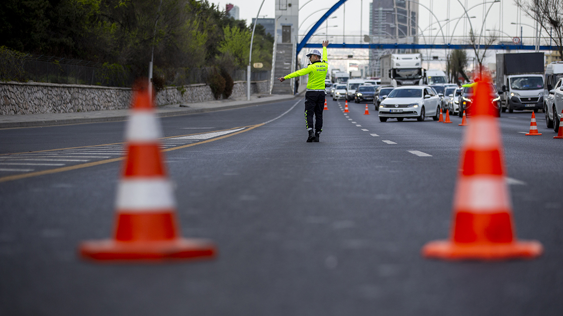 İstanbul’da Saraçhane’ye giden tüm yollar kapatıldı