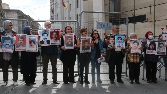 Cumartesi Anneleri 34 yıl önce gözaltında kaybedilen Yusuf Erişti için adalet istedi