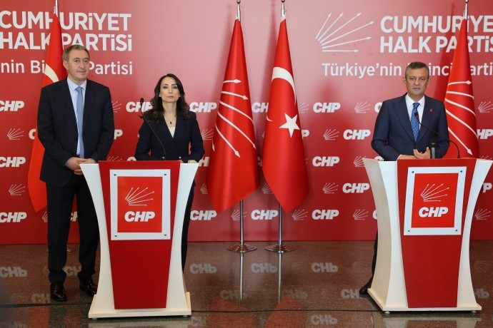 DEM Parti ve CHP görüşmesi tamamlandı: CHP’den demokratikleşme paketi 