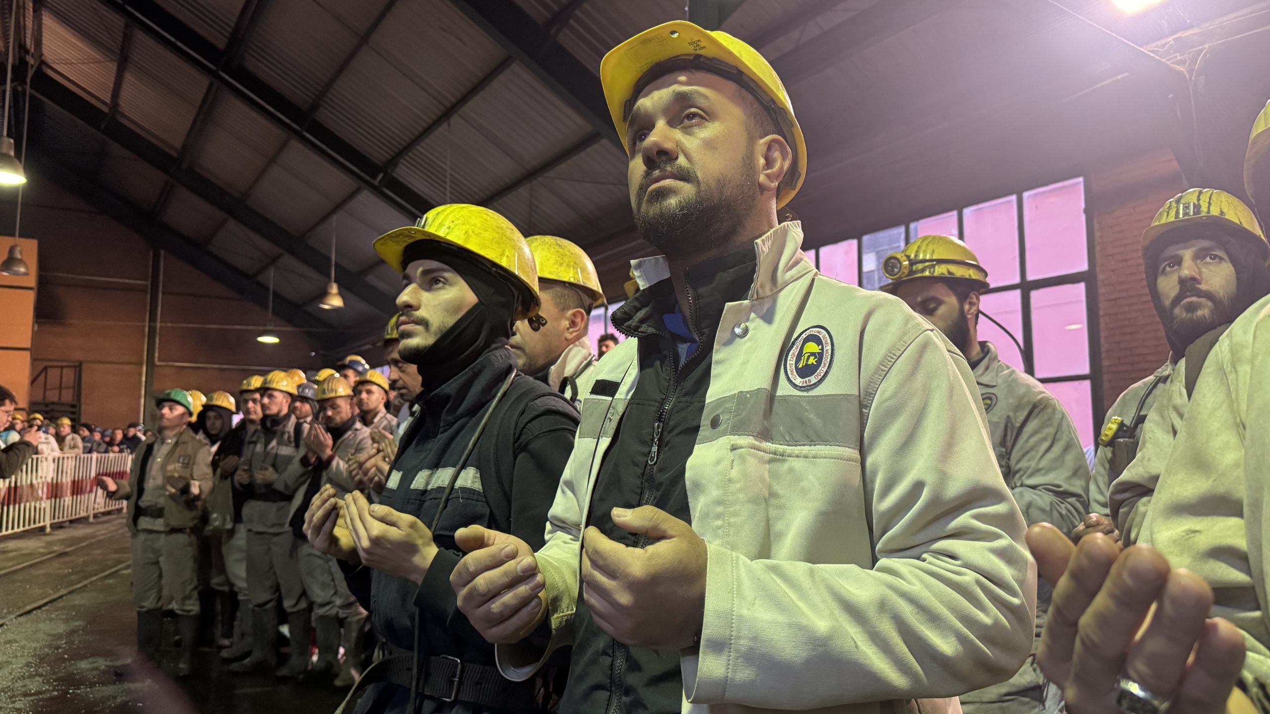 Zonguldak’ta grizu patlamasında hayatını kaybeden 263 madenci anıldı