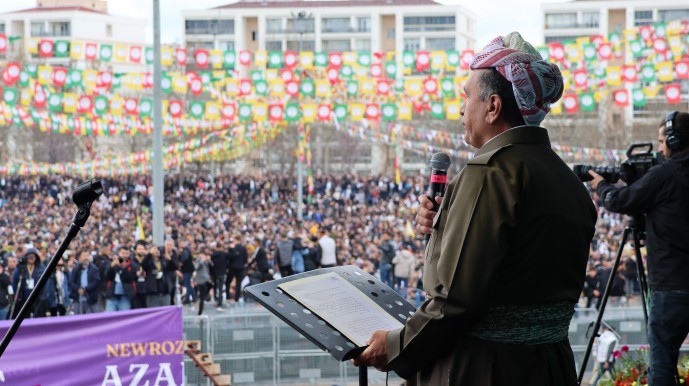 Mesud Barzani ve Bafıl Talabani’den Diyarbakır Newroz’una mesaj