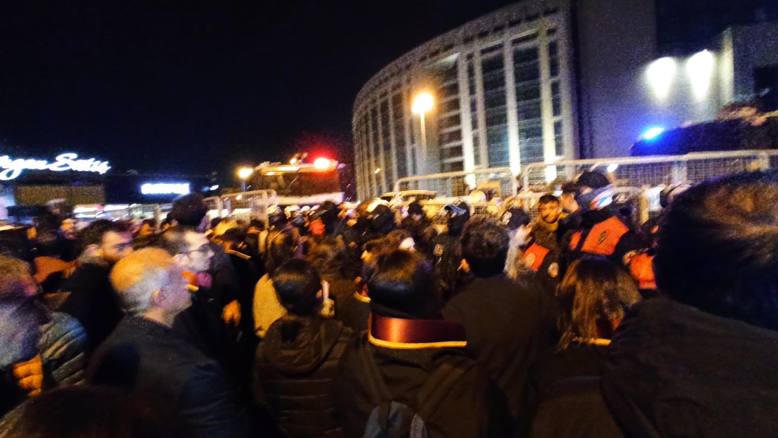 İmamoğlu’nun savcılık ifadesi sona erdi