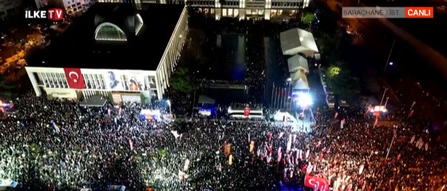 CHP, yeni miting adresini Saraçhane’de halk oylamasıyla belirledi