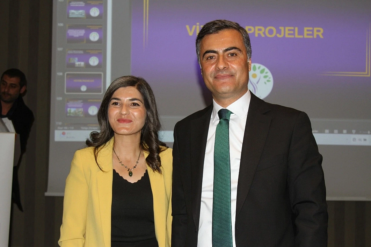 Yerlerine kayyım atanan seçilmiş Belediye Eşbaşkanları’ndan İmamoğlu açıklaması