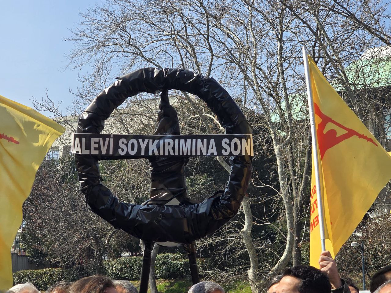 Alevi kurumları: Alevi soykırımına son