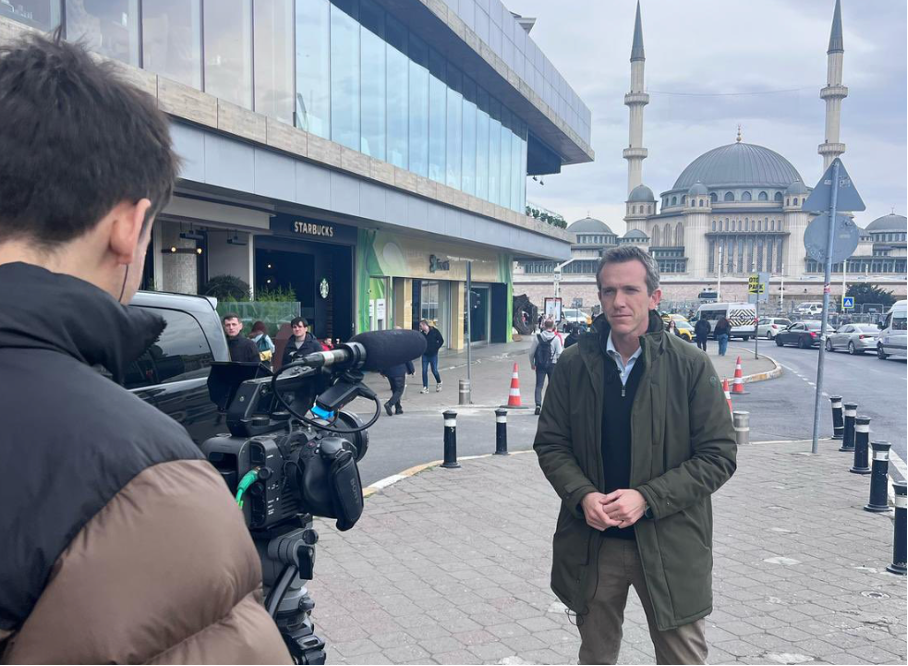 BBC muhabiri Mark Lowen sınır dışı edildi