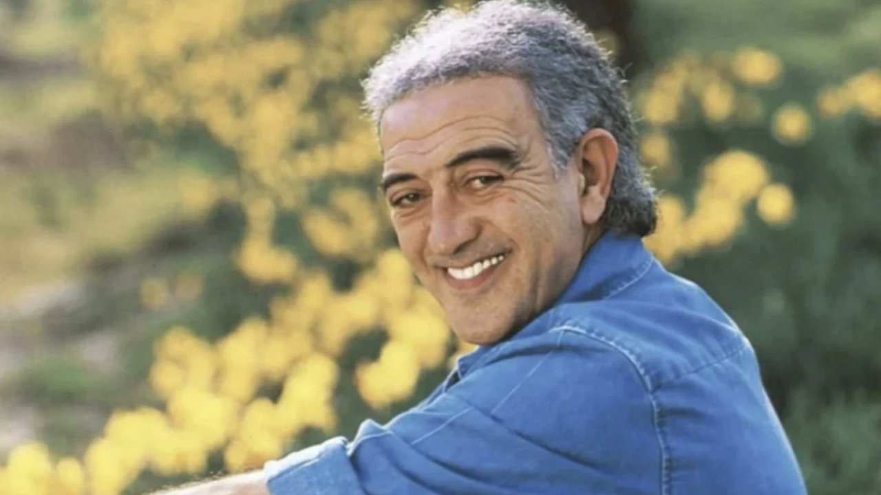 Sanatçı Edip Akbayram hayatını kaybetti