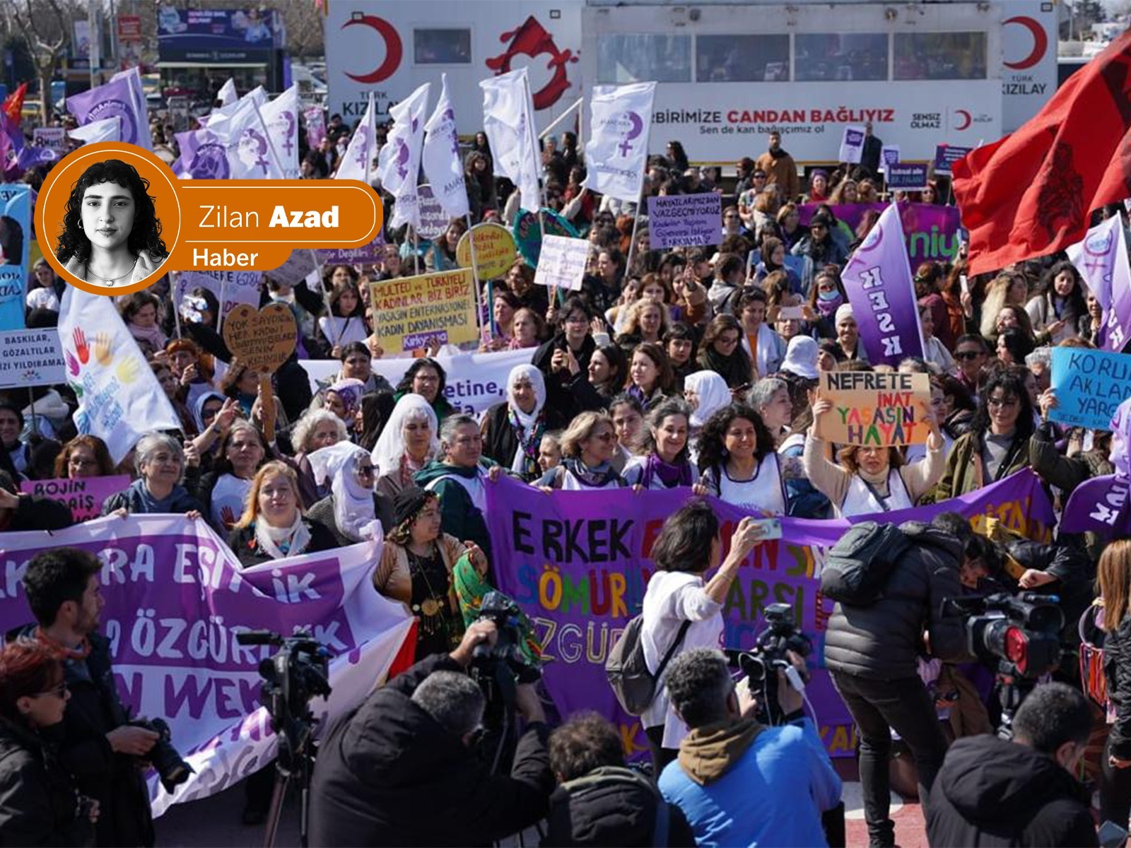 İstanbul’da kadınlar 8 Mart için Kadıköy’de bir araya geldi