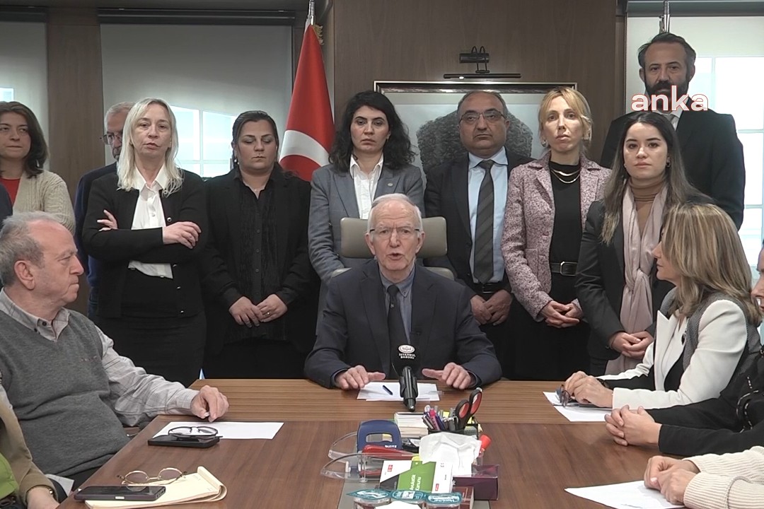 İbrahim Kaboğlu: Bu operasyonlar hukuka aykırı
