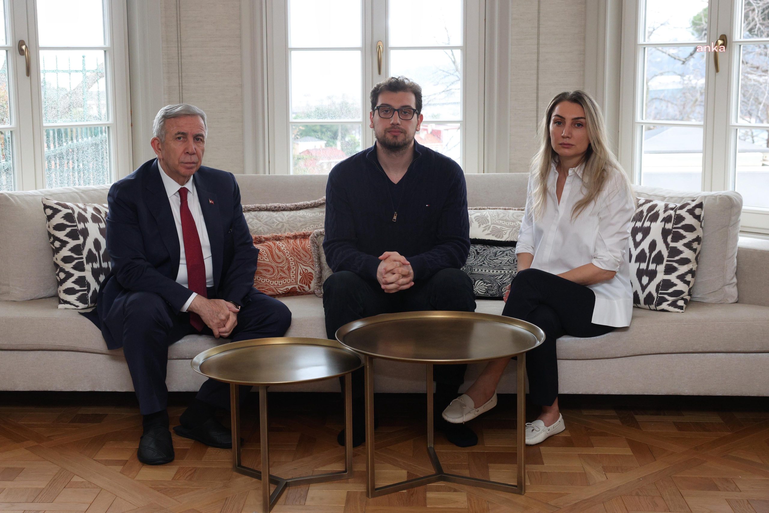Mansur Yavaş, Dilek İmamoğlu’nu ziyaret etti