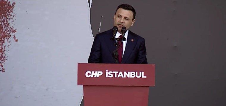 Özgür Çelik’ten CHP’nin Kadıköy mitingine çağrı