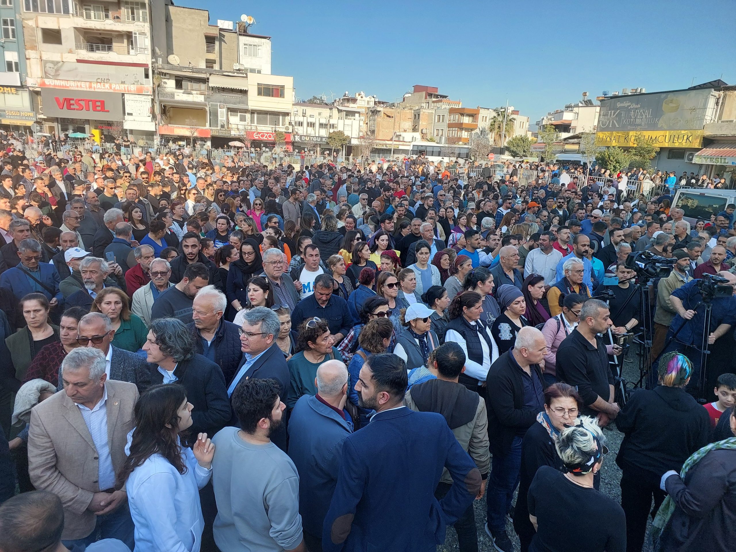 Tülay Hatimoğulları Samandağ’da: Katliamı durdurun