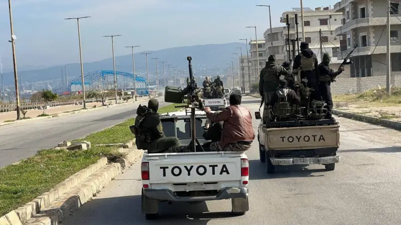 Suriye’de üç gündür çatışmalar devam ediyor: En az 240 ölü