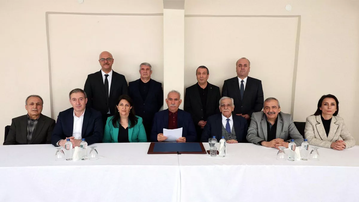 DEM Parti heyeti İmralı’dan döndü