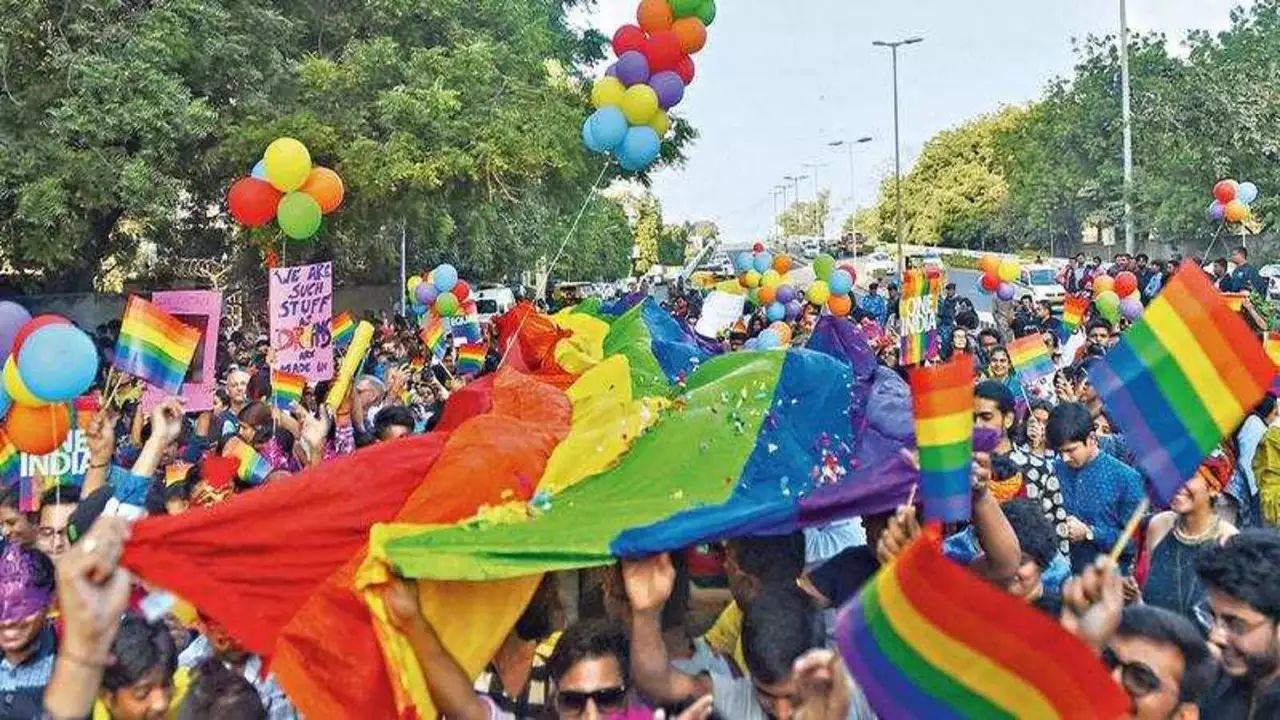 Hindistan’da Onur Yürüyüşü tehditler nedeniyle iptal edildi