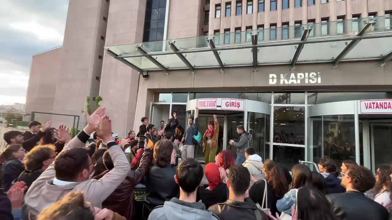 Ankara’da gözaltına alınan 26 öğrenciden 22’si serbest bırakıldı, 4 öğrenci tutuklandı