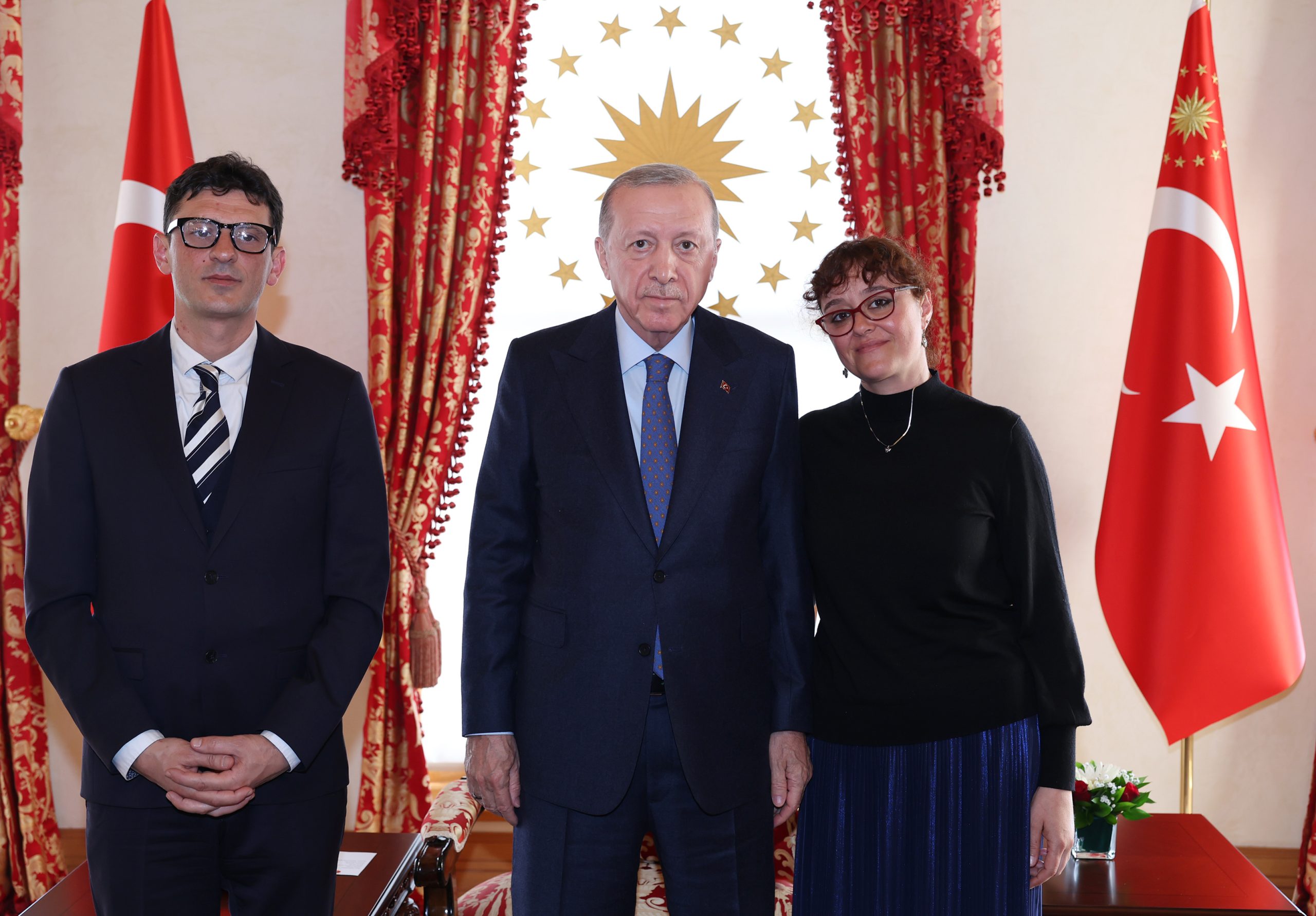 Erdoğan, bıçaklı saldırıda çocuklarını kaybeden Minguzzi ailesiyle görüştü