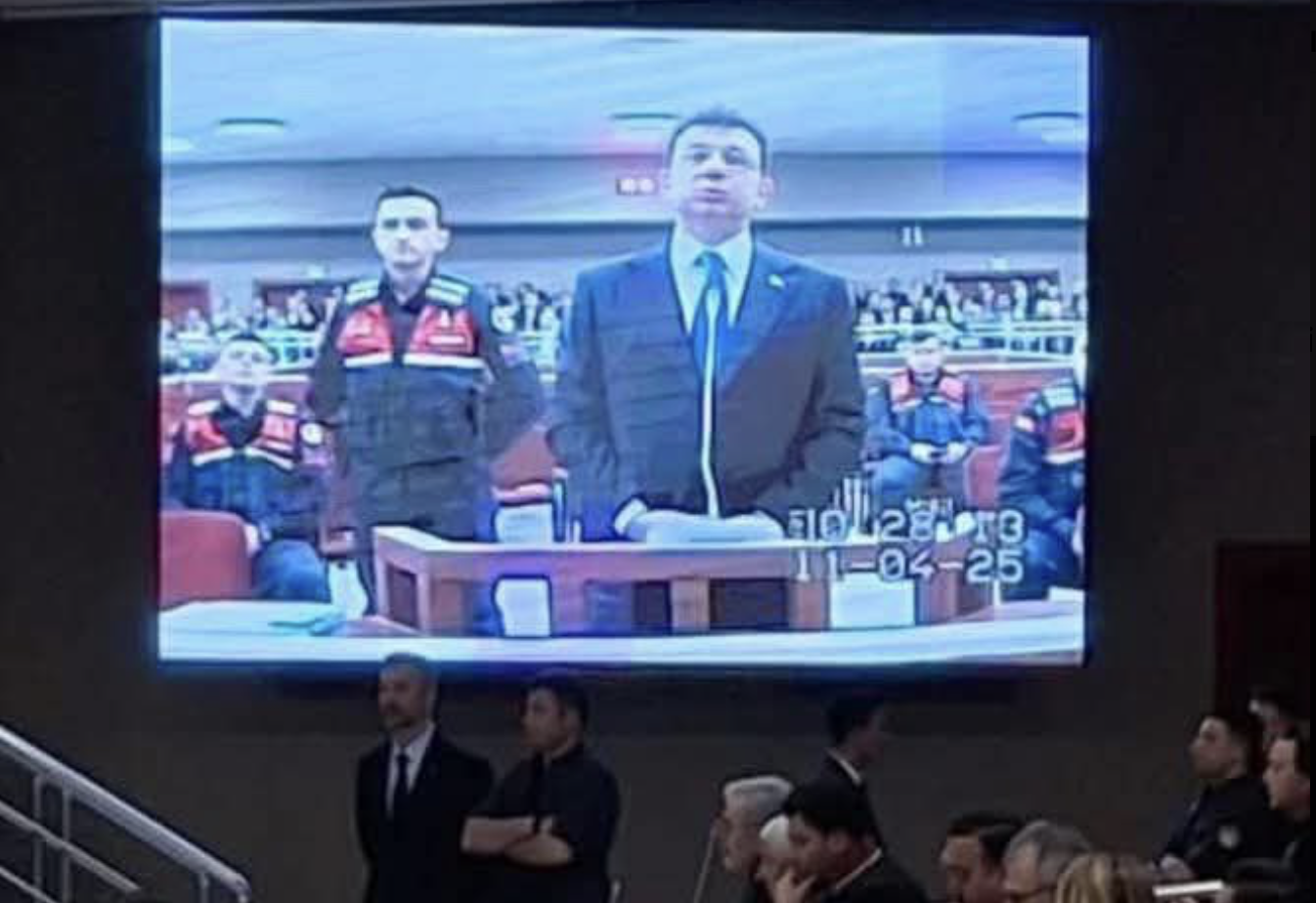 İmamoğlu’nun tutuklanmasının ardından ilk fotoğrafı: Duruşma salonundan paylaşıldı