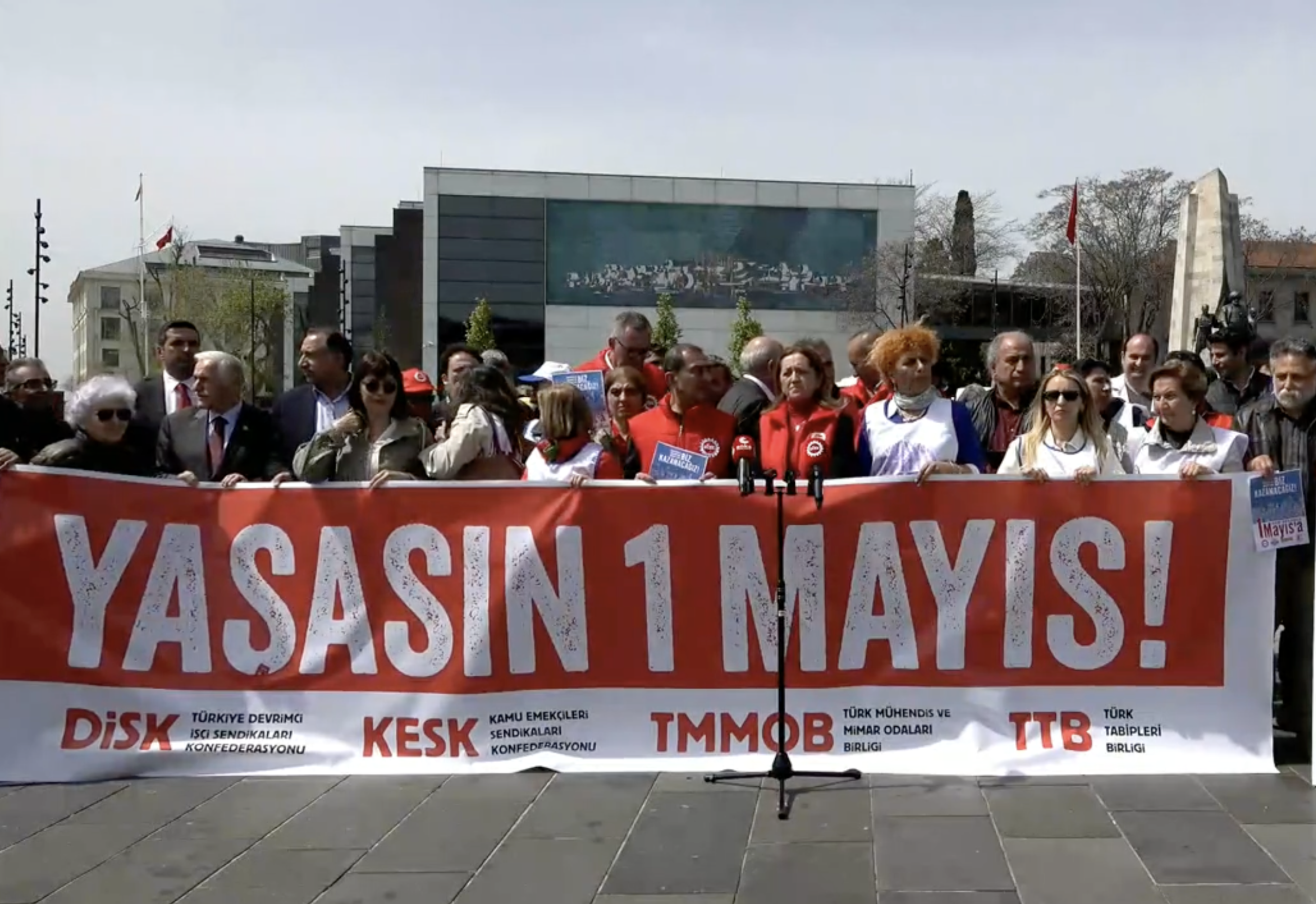DİSK Genel Başkanı Arzu Çerkezoğlu: 1 Mayıs Kadıköy’de kutlanacak