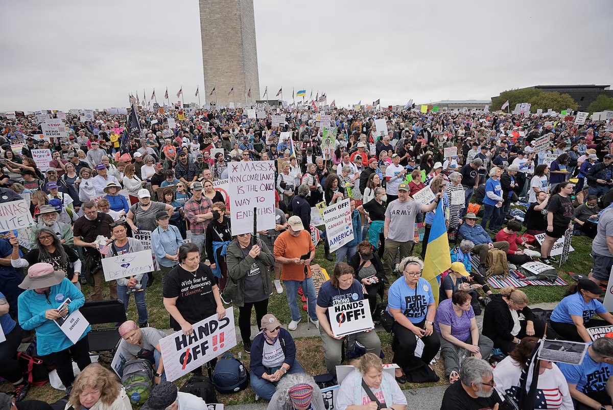 ABD’de Trump karşıtı protestolar büyüyor: 50’den fazla eyalette yüzbinler sokağa indi