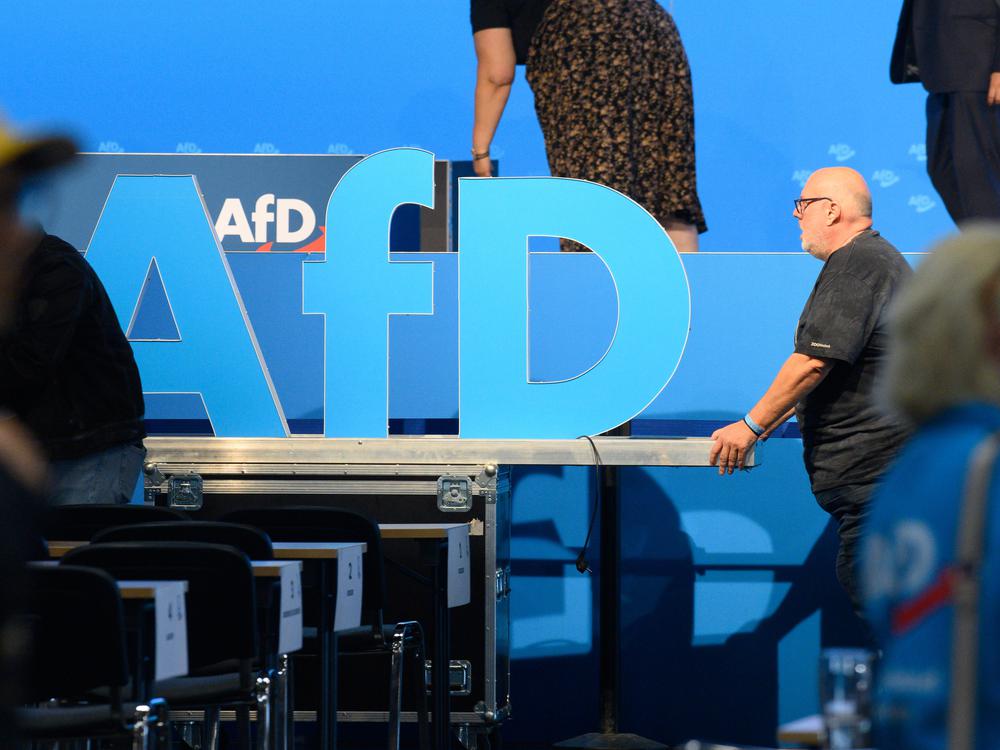 Aşırı sağcı AfD, Almanya tarihindeki en yüksek oy oranına ulaştı