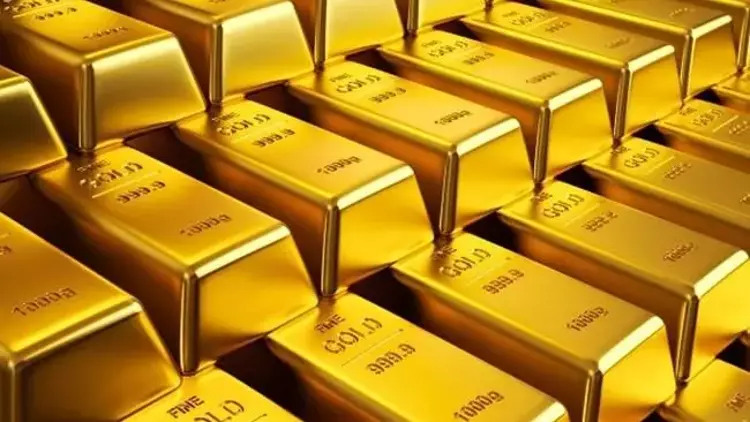 Altın fiyatlarında yeni rekor: Ons 3.219 doları aştı