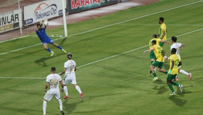Amedspor, Şanlıurfaspor deplasmanından 3 puanla ayrıldı