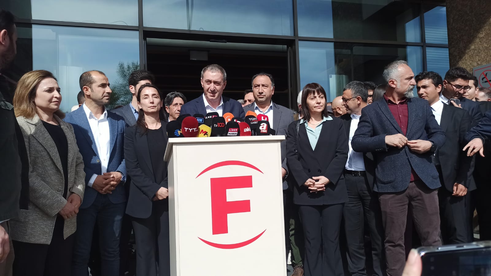 ‘Umarım bu dayanışma barış mücadelesine sahip çıkarak devam eder’