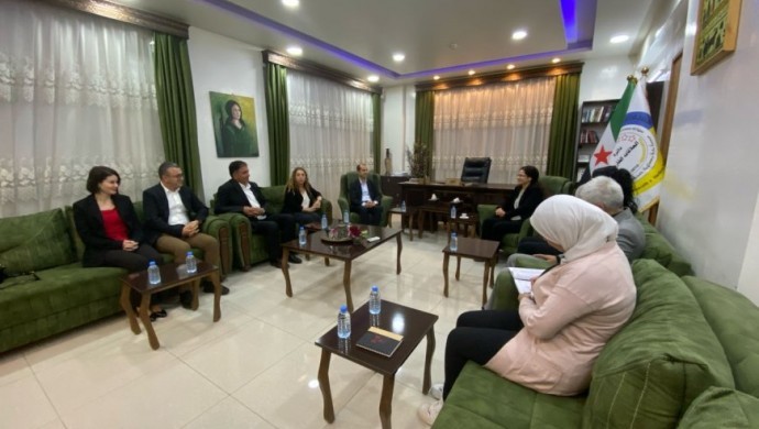 DBP ve DEM Parti heyeti, Kuzey ve Doğu Suriye’de İlham Ahmed ile görüştü