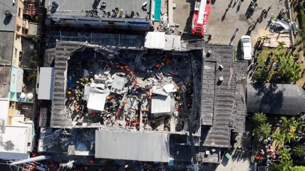 Dominik’te eğlence mekanının çatısı çöktü: 79 ölü, 160 yaralı