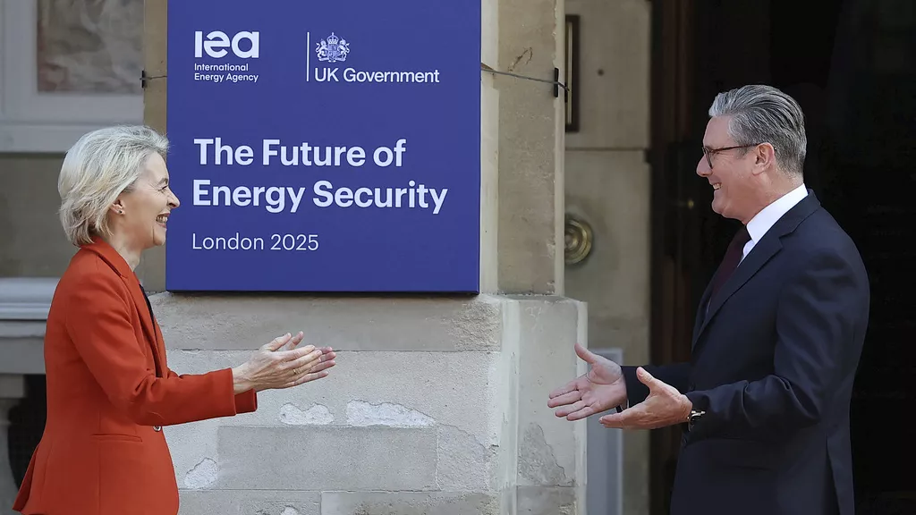 AB, Londra zirvesinde enerji dönüşümüne bağlılığını yineledi