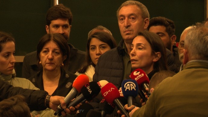 Tülay Hatimoğulları: Sırrı Süreyya Önder, çok badire atlattı bunu da atlatacak