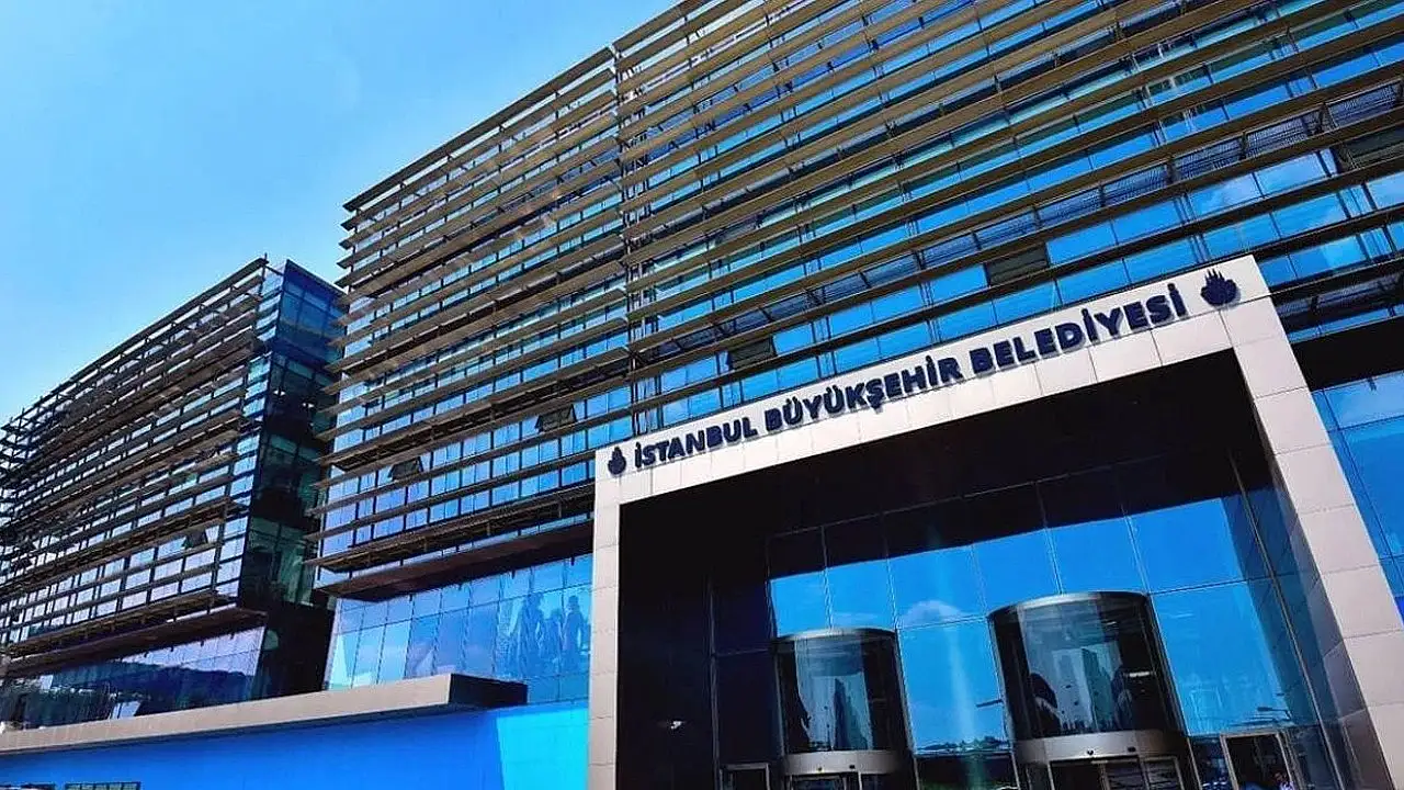 CHP’li belediyelere yönelik operasyonda 5’i başkan 22 kişi tutuklandı