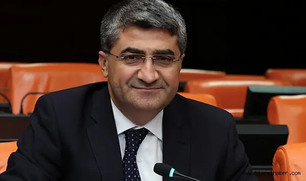 Mehmet Emin Ekmen: Kürtler Ankara’ya gelmeyecek demokrasinin Diyarbakır’a gelmeyeceğinden eminler