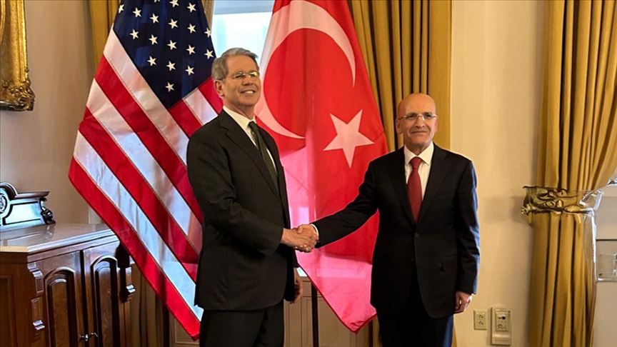 Hazine ve Maliye Bakanı Şimşek, ABD Hazine Bakanı Scott Bessent ile görüştü