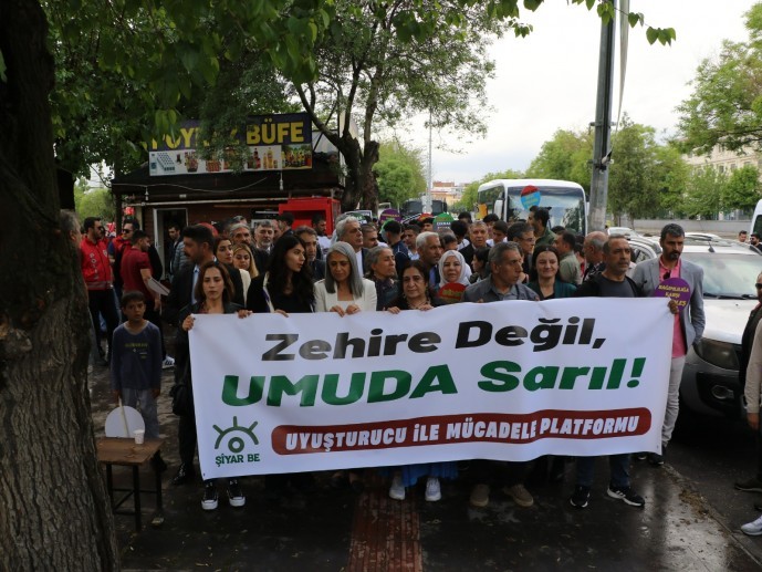 Diyarbakır’da ‘Şiyar Be!’ uyuşturucuyla mücadele platformu kuruluşunu açıkladı