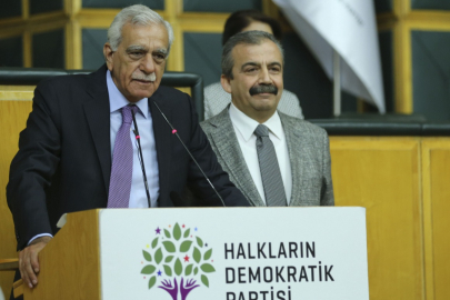 Ahmet Türk’ten Sırrı Süreyya Önder’e: Kardeş ve ağabey gibi değerli bir dostluğu yürüttük