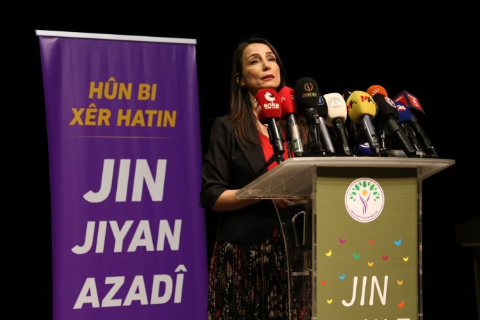 Tülay Hatimoğulları: Üçlü bir ittifak kesinlikle yoktur