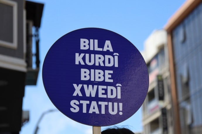 Van’da 15 Mayıs Kürt Dili Bayramı için açıklama: Kürtçe en büyük kırmızı çizgimizdir