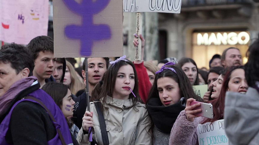 Endülüs’te her gün 100’den fazla kadın şiddete maruz kalıyor